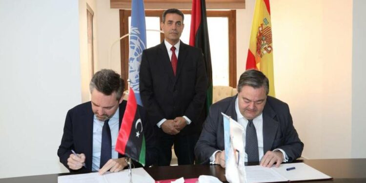 حفتر يبحث مع مسؤولين أمريكيين التنسيق الأمني وتوحيد الجيش