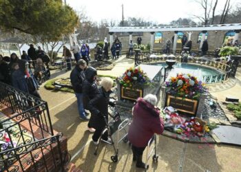 وداع أخير لليزا ماري بريسلي