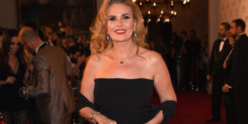 يسرا: إحترامي لسني لا يمنعني من “الرقص” والحمد لله إني “مخلفتش”