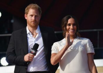 الأوبزرفر: هل يسعى دوق ودوقة ساسكس إلى تقويض المؤسسة الملكية؟