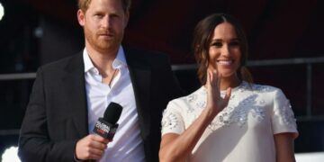 الأوبزرفر: هل يسعى دوق ودوقة ساسكس إلى تقويض المؤسسة الملكية؟