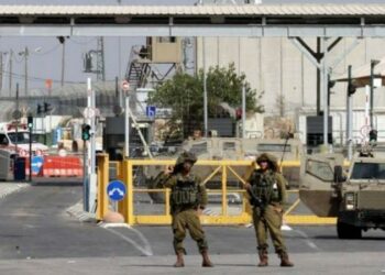 السلطة الفلسطينية تدعو لتدخل دولي لوقف قيود إسرائيل على دخول الضفة الغربية