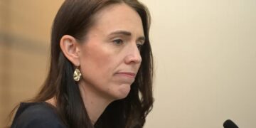 رئيسة وزراء نيوزيلندا تعلن إستقالتها