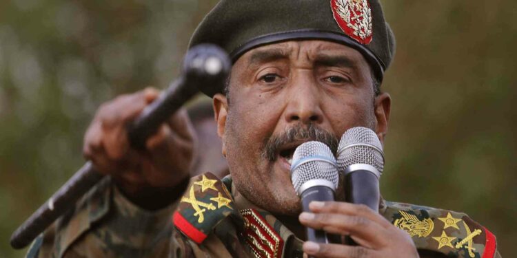 مصر تطرح على رئيس مجلس السيادة الإنتقالي السوداني عبد الفتاح البرهان مبادرة “تسوية سريعة” في السودان