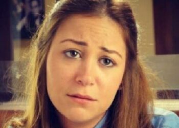 الحكم بالسجن على منة شلبي رغم حضور 10 محامين للدفاع عنها