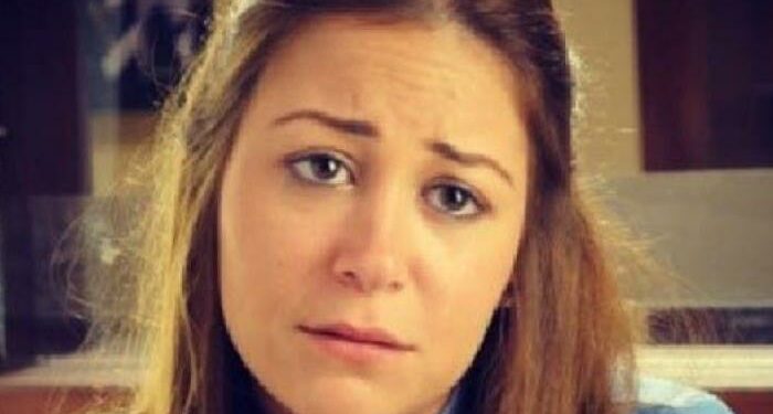 الحكم بالسجن على منة شلبي رغم حضور 10 محامين للدفاع عنها