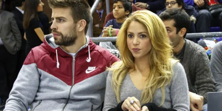 شاكيرا تطلق أغنية تهاجم فيها شريك حياتها السابق جيرار بيكيه ..وتقول له إستبدلت فيراري بسيارة توينغو وساعة روليكس بـكاسيو !!!