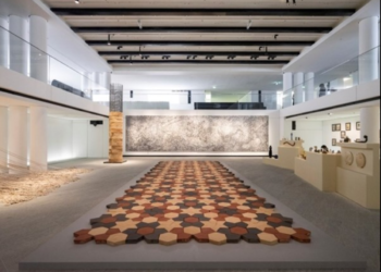 اللوفر أبوظبي يمدد معرض ” فن الحين ” إلى 19 مارس