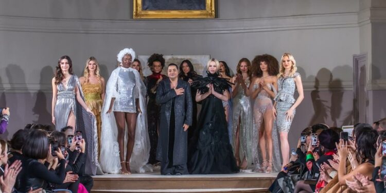 تصاميم ساحرة من توقيع مصمم الأزياء العالمي نبيل يونس لعام 2023