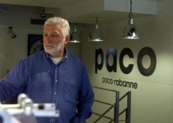 وفاة مصمم الأزياء الإسباني باكو رابان