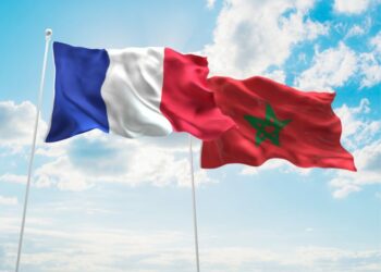 الرباط تتجنب الحديث رسميا عن الأزمة مع باريس وبن كيران يعتبر فرنسا دولة تعادي المغرب ..وتستمر معاناة المغاربة مع التأشيرة الفرنسية