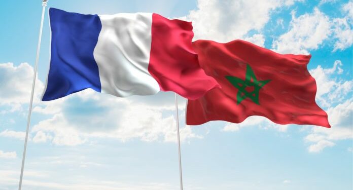 الرباط تتجنب الحديث رسميا عن الأزمة مع باريس وبن كيران يعتبر فرنسا دولة تعادي المغرب ..وتستمر معاناة المغاربة مع التأشيرة الفرنسية