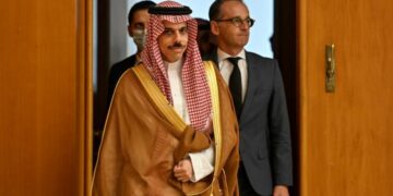 مصدر مُطّلع : وزير الخارجية السعودي سيزور دمشق خلال الأيّام المُقبلة