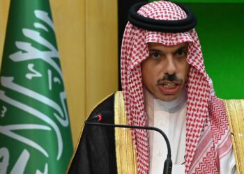 السعودية تكشف عن وجود قناة حوار لعودة سوريا للحضن العربي وتؤكد إنفتاحها للمحادثات مع إيران.. الإتفاق النووي مع طهران ليس مثالياً ويجب أن يعالج مخاوف دول الجوار