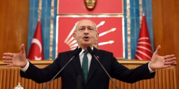 إعلان إختيار كمال كليتشدار أوغلو كمرشح رئاسي يتوقف على موافقة حزب الخير