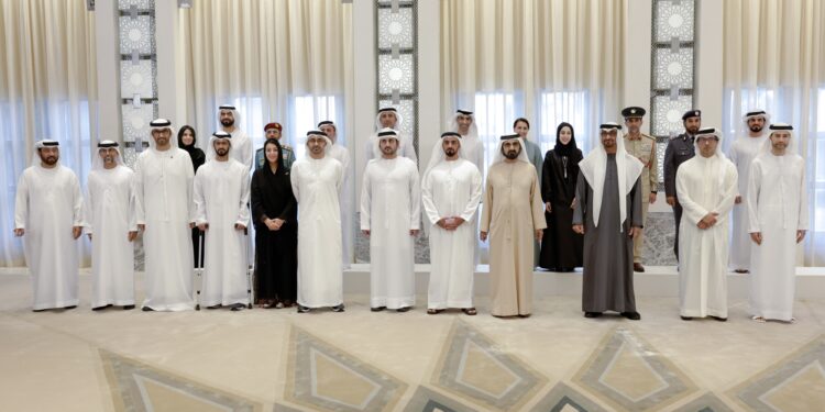 رئيس دولة الإمارات الشيخ محمد بن زايد : إنجاح “COP28” مشروع وطني طَموح