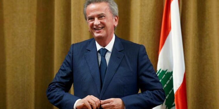 القضاء اللبناني يطلب من سلامة المثول في جلسة إستماع لأول مرة مع قضاة أوروبيين للإشتباه بضلوعه وشقيقه في قضايا إختلاس