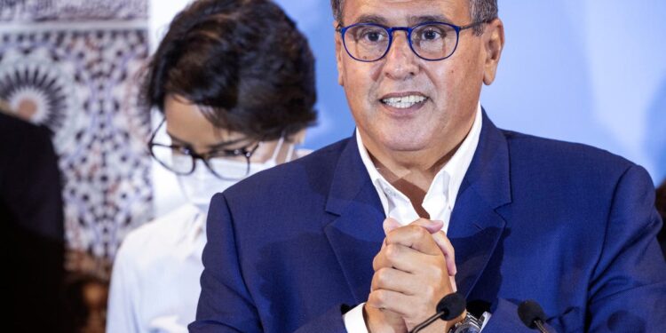 بسبب حديثه بالفرنسية.. رئيس الحكومة المغربية في قلب زوبعة.. ومطالب في البرلمان بإحترام الدستور