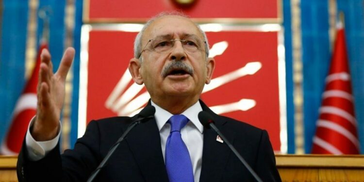 منافس أردوغان على الرئاسة.. من هو كمال كليتشدار أوغلو؟