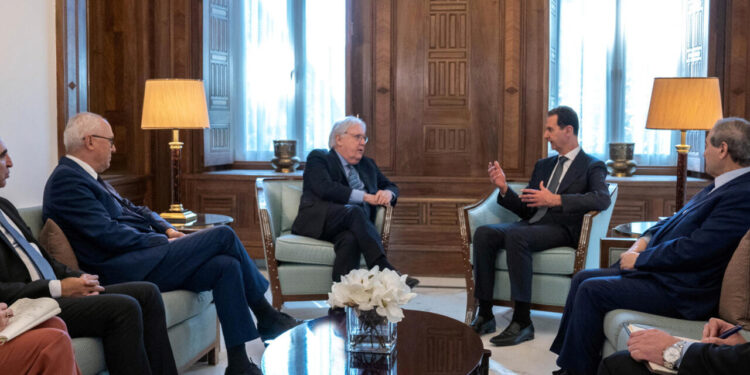 الرئيس السوري يبحث مع منسق الإغاثة بالأمم المتحدة الإجراءات العملية لمساعدة سوريا بعد الزلزال