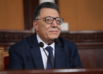 العميد السابق للهيئة الوطنية للمحامين إبراهيم بودربالة رئيساً للبرلمان التونسي بأغلبية الأصواتدعم مسار ال25 من يوليو وكان عضوا في اللجنة التي صاغت الدستور