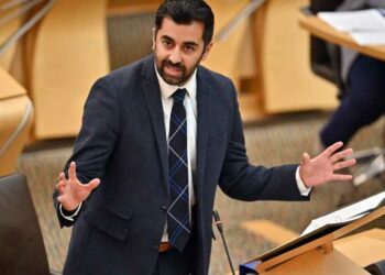 لأول مرة بالمملكة المتحدة.. مسلم يقود حكومة اسكتلندا