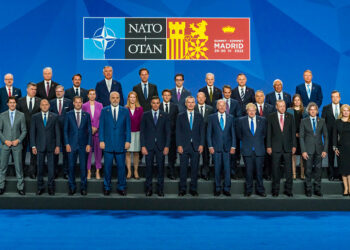 حلف شمال الاطلسي يصعد من لهجته تجاه الصين ويحذرها من تسليح روسيا ويدعو إلى تعزيز الإنفاق الدفاعي