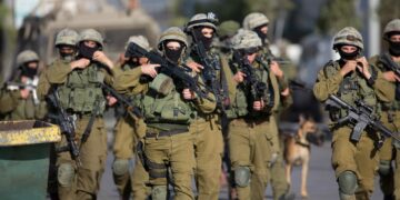 الجيش الإسرائيلي يأمر بتعبئة الإحتياط العسكري بعد العملية الفدائية في غور الاردن وفتح جبهتي قطاع غزة ولبنان