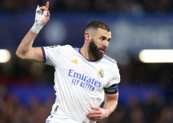 بنزيما يجاور رونالدو وميسي في قائمة أسطورية بدوري الأبطال