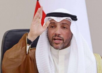 مرزوق الغانم يُهاجم نجل أمير الكويت ورئيس وزرائها ويعتبر وجوده في منصبه خطرًا على البلد