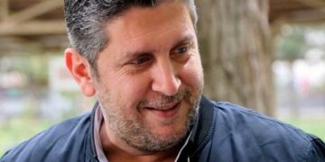 الموت يُغيّب الفنان السوري محمد قنوع