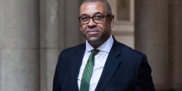 بريطانيا تُدين عُنف الشرطة الإسرائيلية في المسجد الأقصى وتدعو الجانبين إلى الوفاء بالإلتزامات المُتّفق عليها في شرم الشيخ والعقبة