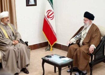 خامنئي يرحب بتحسين العلاقات مع مصر.. وطهران ومسقط تتفقان على إعداد وثيقة للتعاون الإستراتيجي بين البلدين