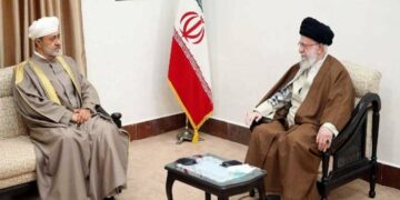 خامنئي يرحب بتحسين العلاقات مع مصر.. وطهران ومسقط تتفقان على إعداد وثيقة للتعاون الإستراتيجي بين البلدين