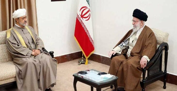 خامنئي يرحب بتحسين العلاقات مع مصر.. وطهران ومسقط تتفقان على إعداد وثيقة للتعاون الإستراتيجي بين البلدين