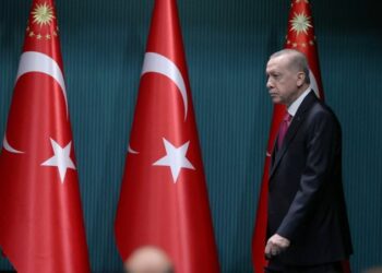 إنتخابات حاسمة في تركيا …