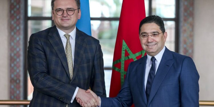 زيارة لوزير الخارجية الأوكراني للمغرب.. الرباط تقرر رفع مستوى العلاقات مع كييف الى أعلى مستوى وتشدد على علاقتها الجيدة مع روسيا
