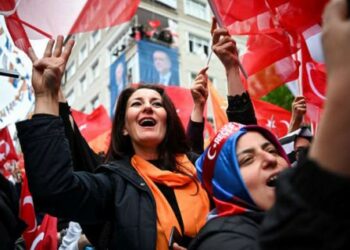 صحيفة روسية: المعارضة التركية تطلب مراقبة عمل لجنة الإنتخابات