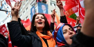 صحيفة روسية: المعارضة التركية تطلب مراقبة عمل لجنة الإنتخابات