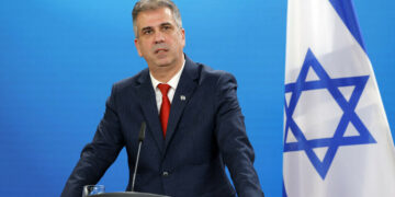 إسرائيل تقول أنها تلقت طلبا من القاهرة لوقف إطلاق النار مع غزة.. وتؤكد: لدينا مع مصر تعاون أمني وطيد ونقوم بدراسة الأمر