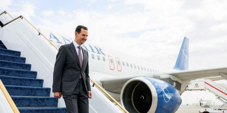 وصول الرئيس السوري بشار الأسد إلى جدّة للمشاركة في القمة العربية بعد عزلة دامت أكثر من 11 عاماً