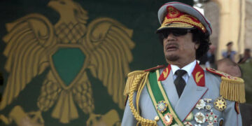 وثائق هيلاري كلينتون المُسرّبة.. قتل القذافي بسبب مشروع الولايات المتحدة الإفريقيّة !!!