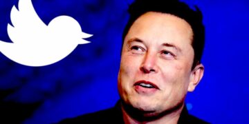 ماسك يعلن قرب استقالته من منصب المدير التنفيذي لتويتر