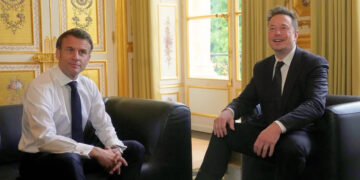 ماكرون يستضيف ماسك في باريس ويناقشان مشاريع استثمار