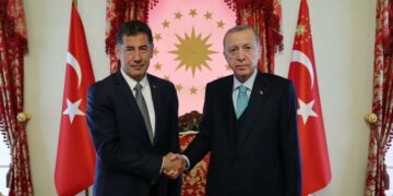 بعد إجتماعه مع أردوغان سنان أوغان : سأدعم رجب طيب أردوغان في الجولة الثانية