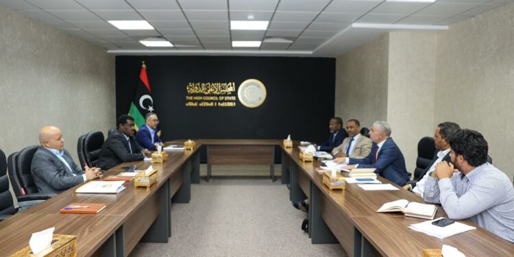 لجنة “6+6” الليبية تتوافق في مفاوضات المغرب على كيفية إنتخاب رئيس وأعضاء مجلس الأمة وإشراك الأحزاب بالإنتخابات البرلمانية