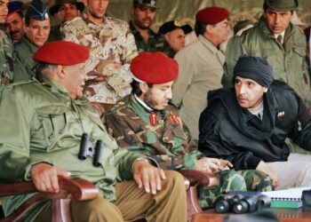 بسبب إستمرار حبس شقيقه بلبنان.. سيف القذافي يوجه رسالة شديدة اللهجة