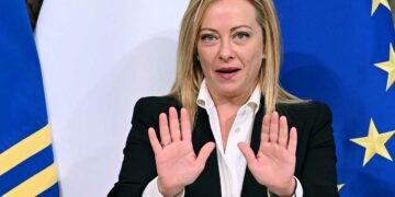 إيطاليا تعتزم تشديد قوانينها ضدّ المهاجرين