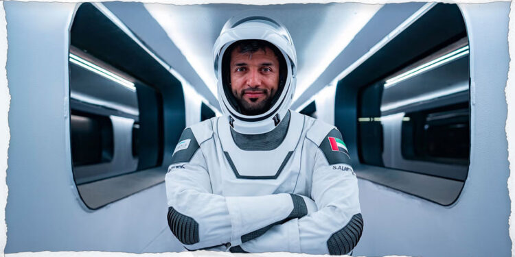 سلطان النيادي يستعد لمغادرة الفضاء والعودة إلى الأرض