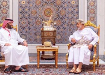 خلال زيارة خاصة بدأها إلى مسقط .. ولي العهد السعودي وسلطان عمان يؤكدان المضي لتعزيز العلاقات